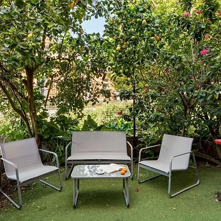 公寓 T1 With A Garden In The Heart Of *