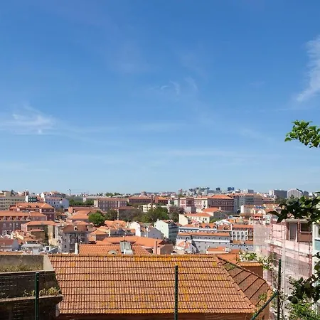 T1 With A Garden In The Heart Of * Lisboa